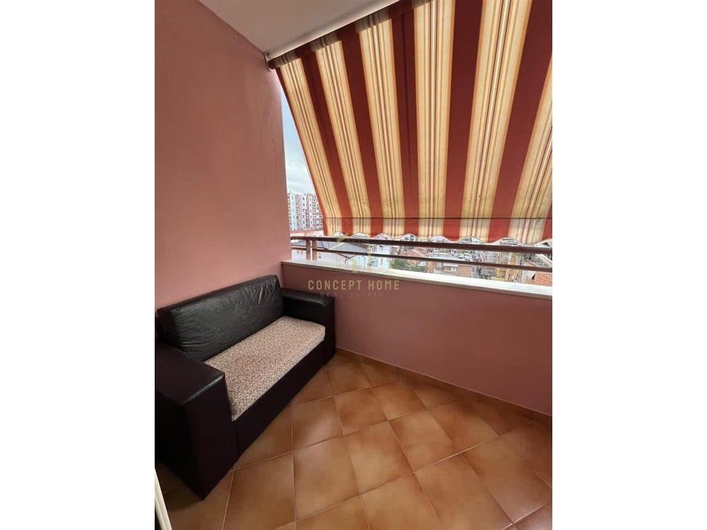 Jepet me qera apartament 1+1 ne 4