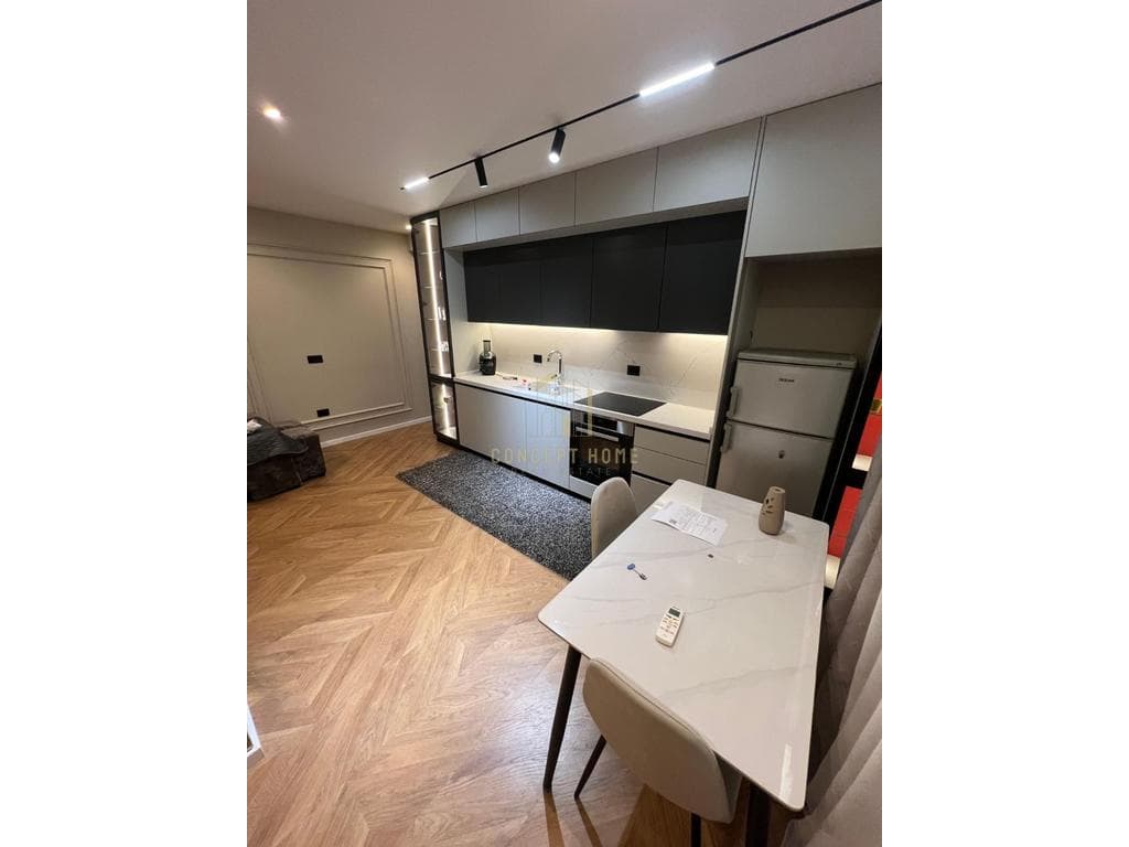 Jepet me qera apartament 1+1 tek Kodra e Diellit 4