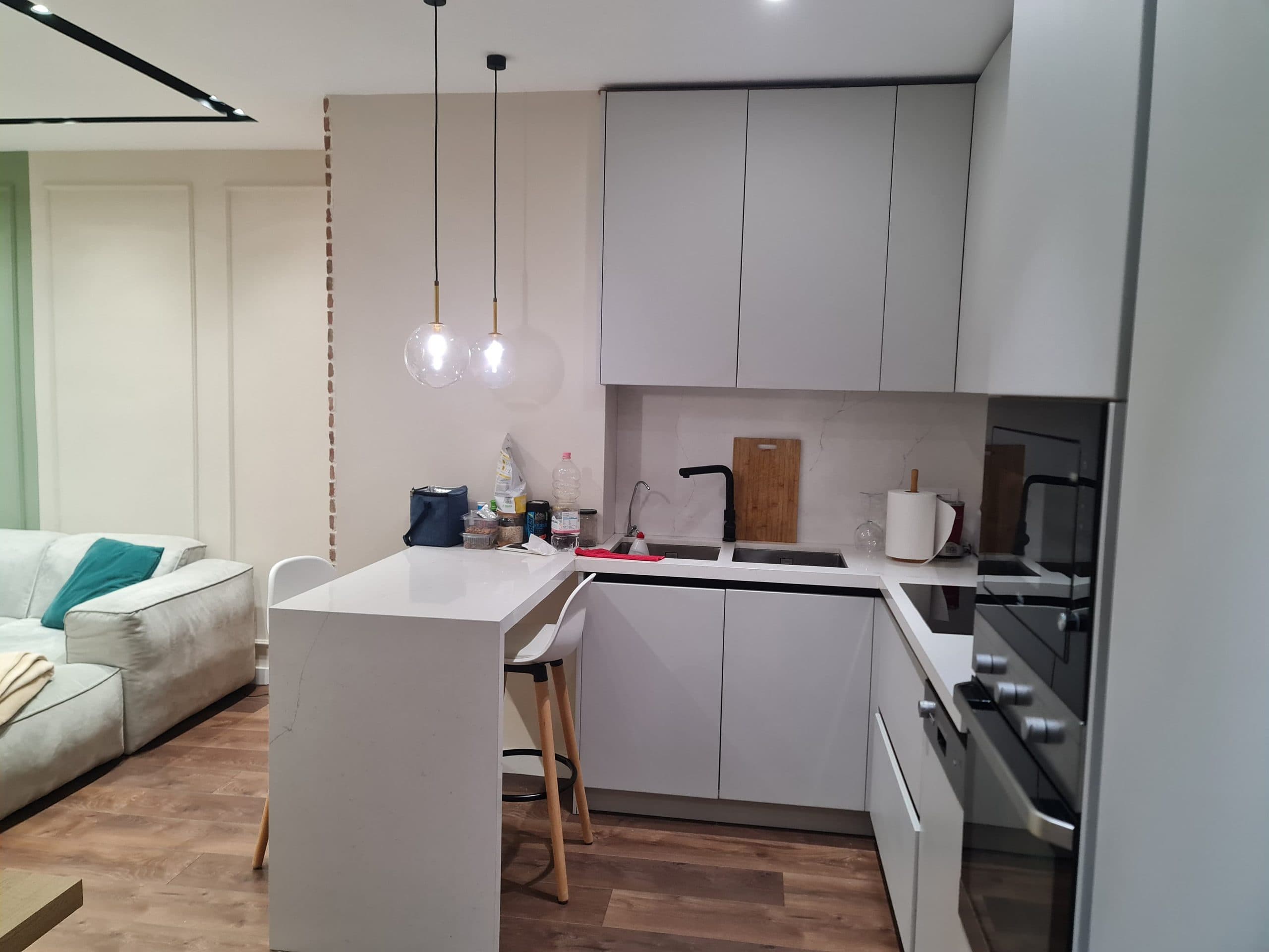 Jepet me qira apartament 1+1 në Yzberisht 4