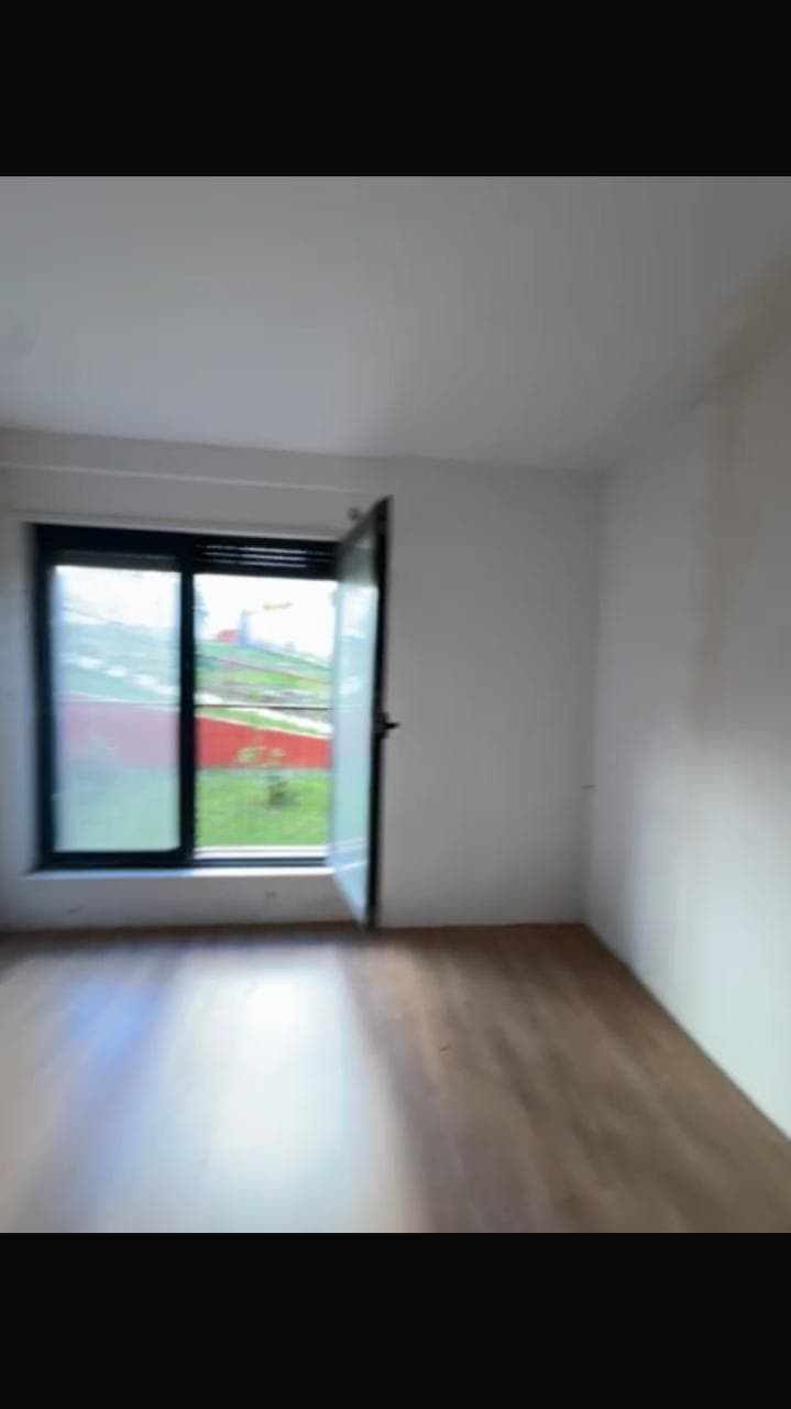 Shitet apartament 1+1 tek Kodra e Diellit