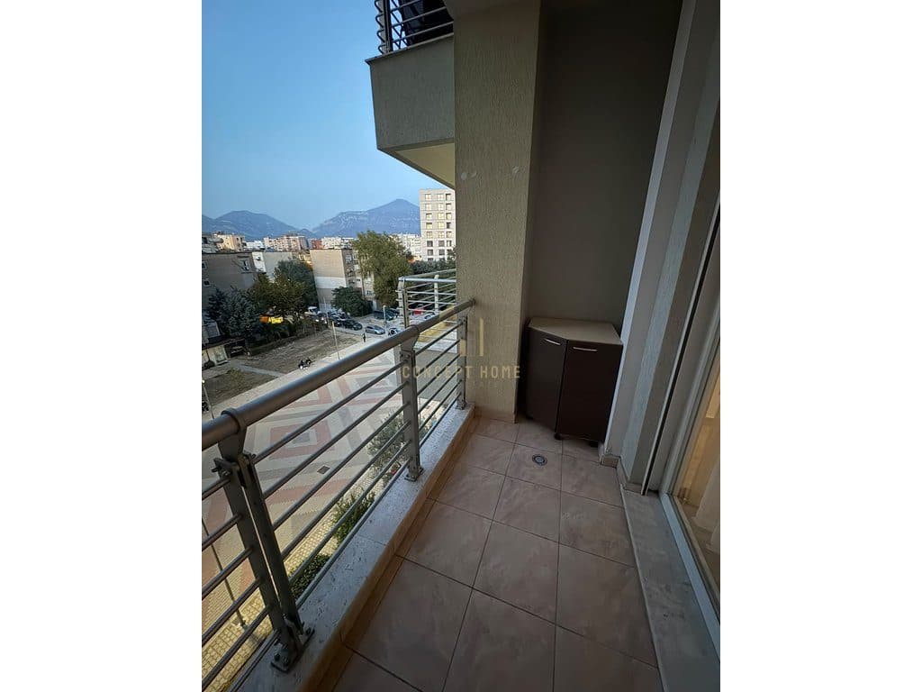 Jepet me qera apartament 2+1+2+2 ne Ali Dem (I mobiluar:60.000 Lek/Muaj)