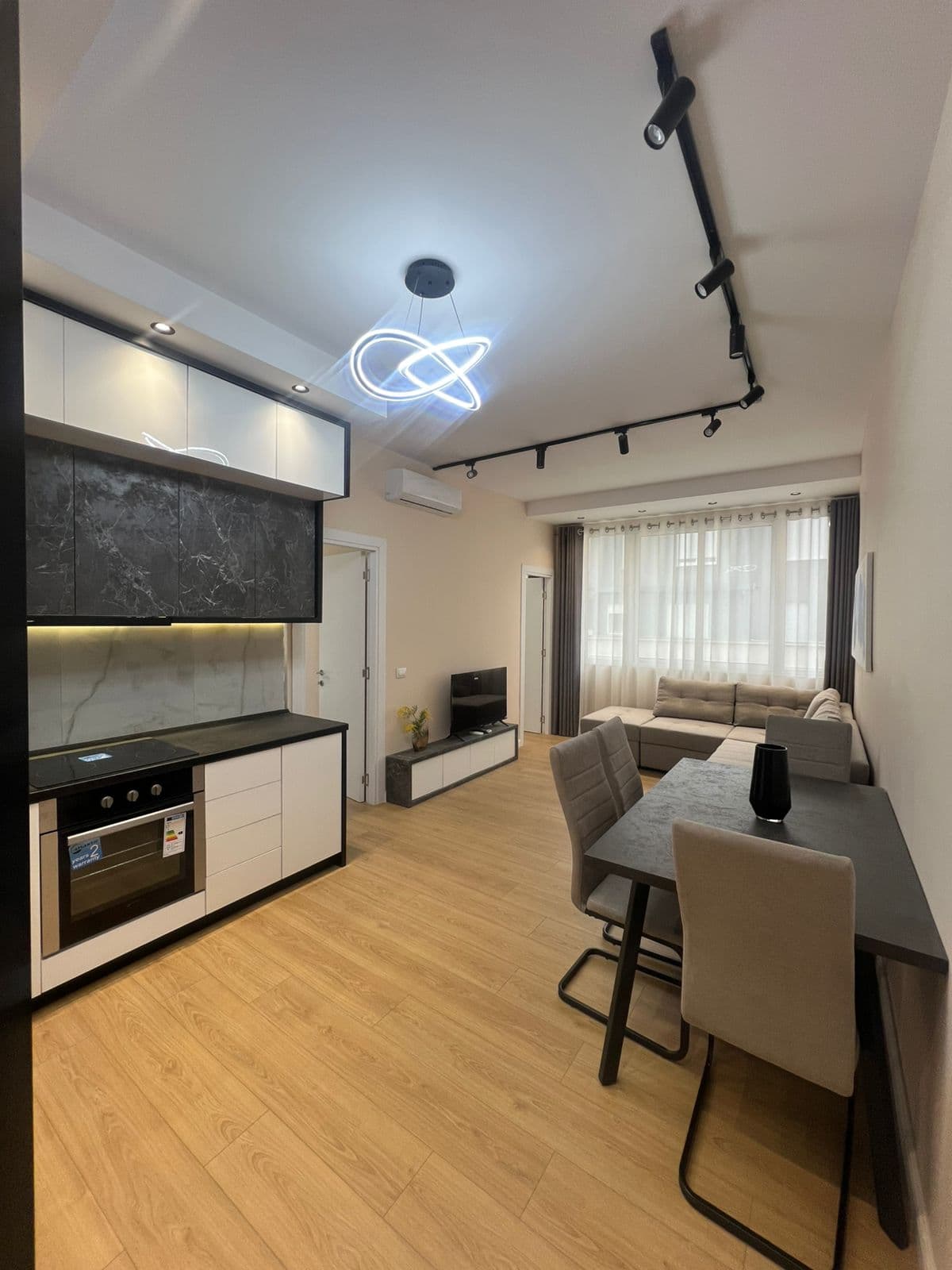 Shitet Apartament 2+1 tek Rruga Dritan Hoxha, Kompleksi Aura.