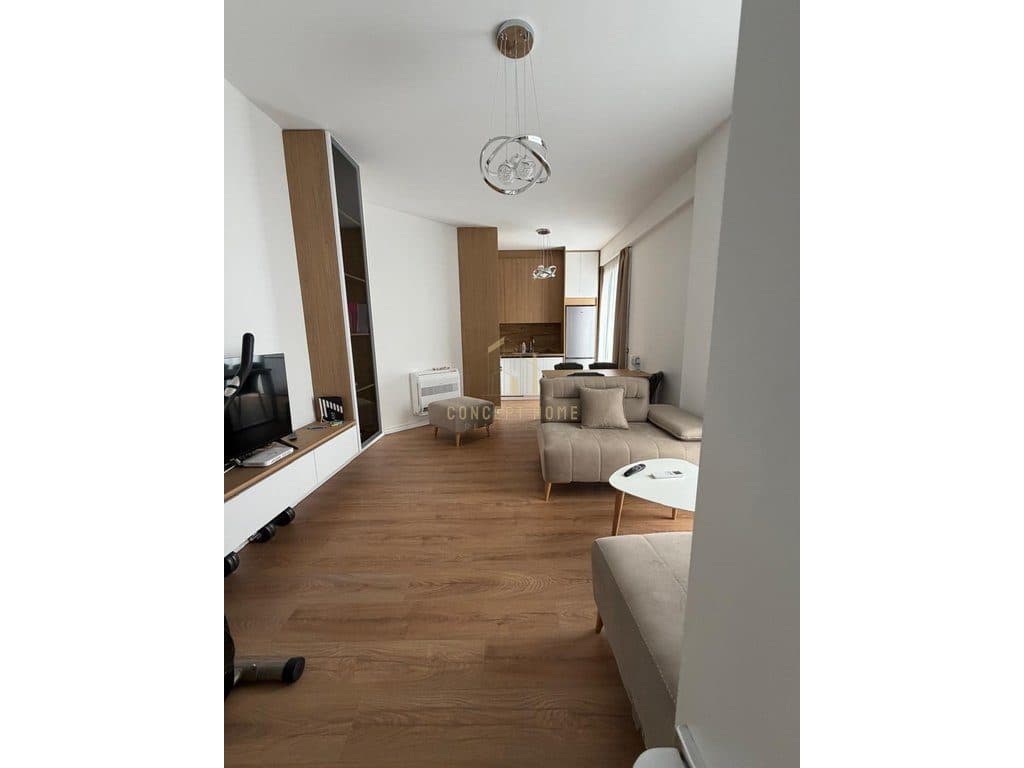 Jepet me qera apartament 1+1 Komuna Parisit