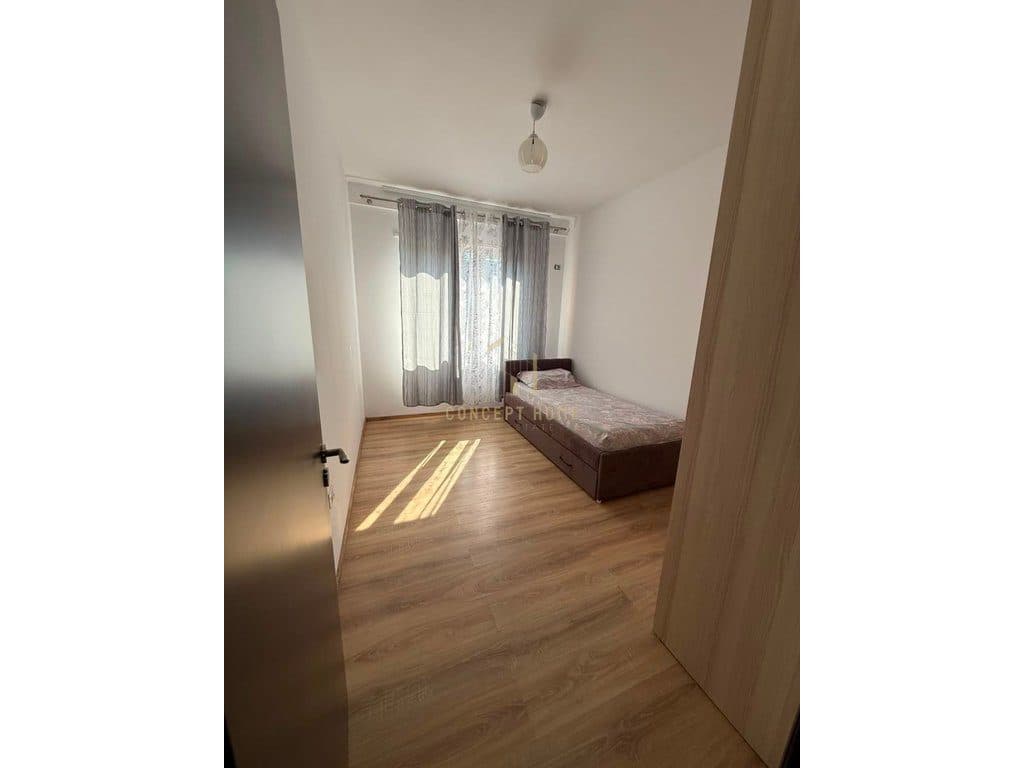 Jepet me qera qera Apartamenti 2+1 4