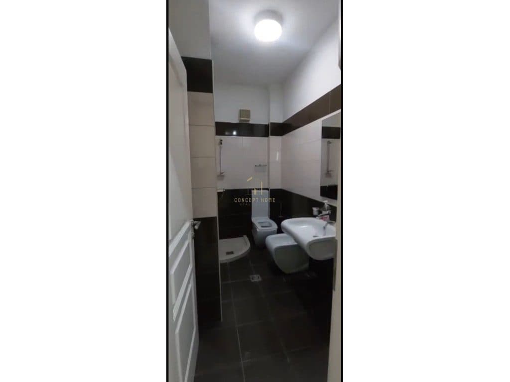 Jepet me qera ambient biznesi tek "5 Maji"/600 euro 3