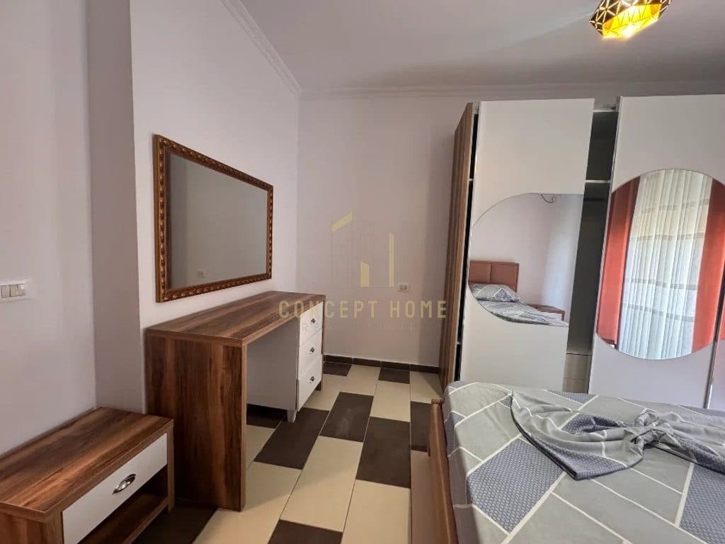 Jepet me qera apartament 1+1 ne 4