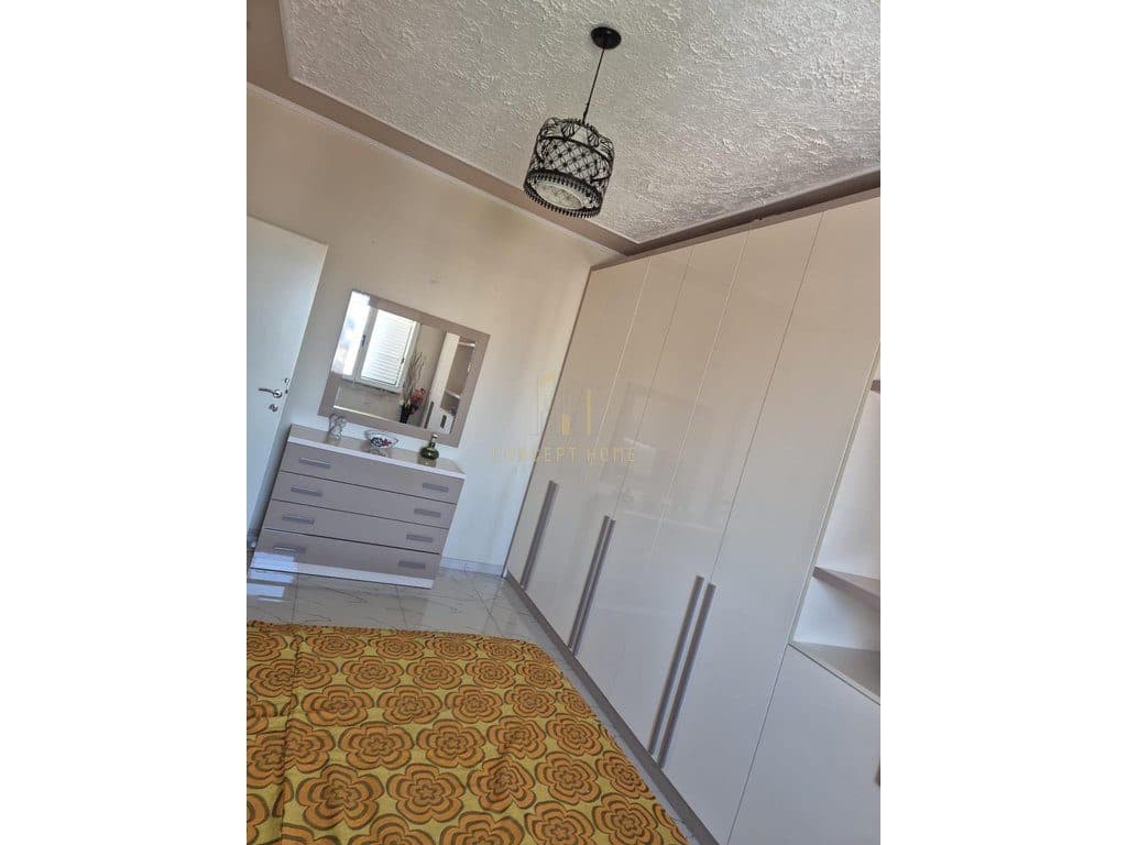 Jepet me qera apartament 2+1 ne Ali Dem 3