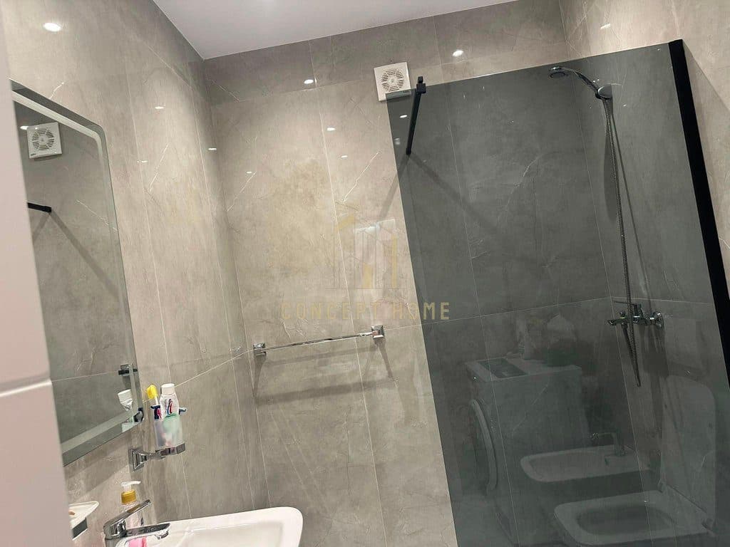Jepet me qera apartament 1+1 tek Bulevardi i Ri 4