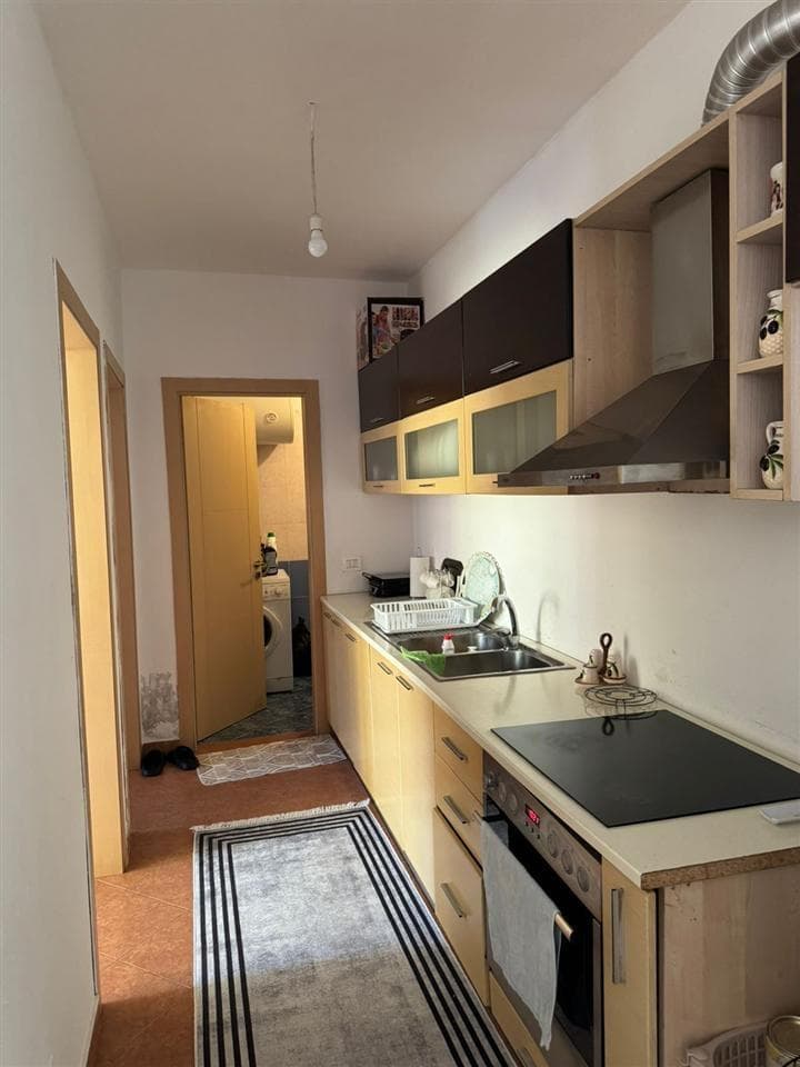 Jepet me qera Apartament 2+1+Parkim Ne Fresk 2