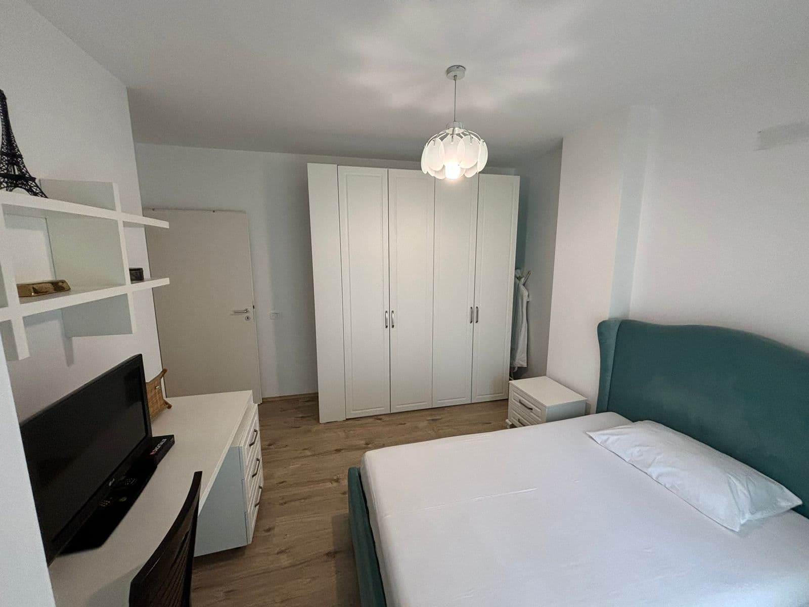 Apartament 2+2 me qira në 21 Dhjetori, Tiranë - 600€ | 105 m² 2