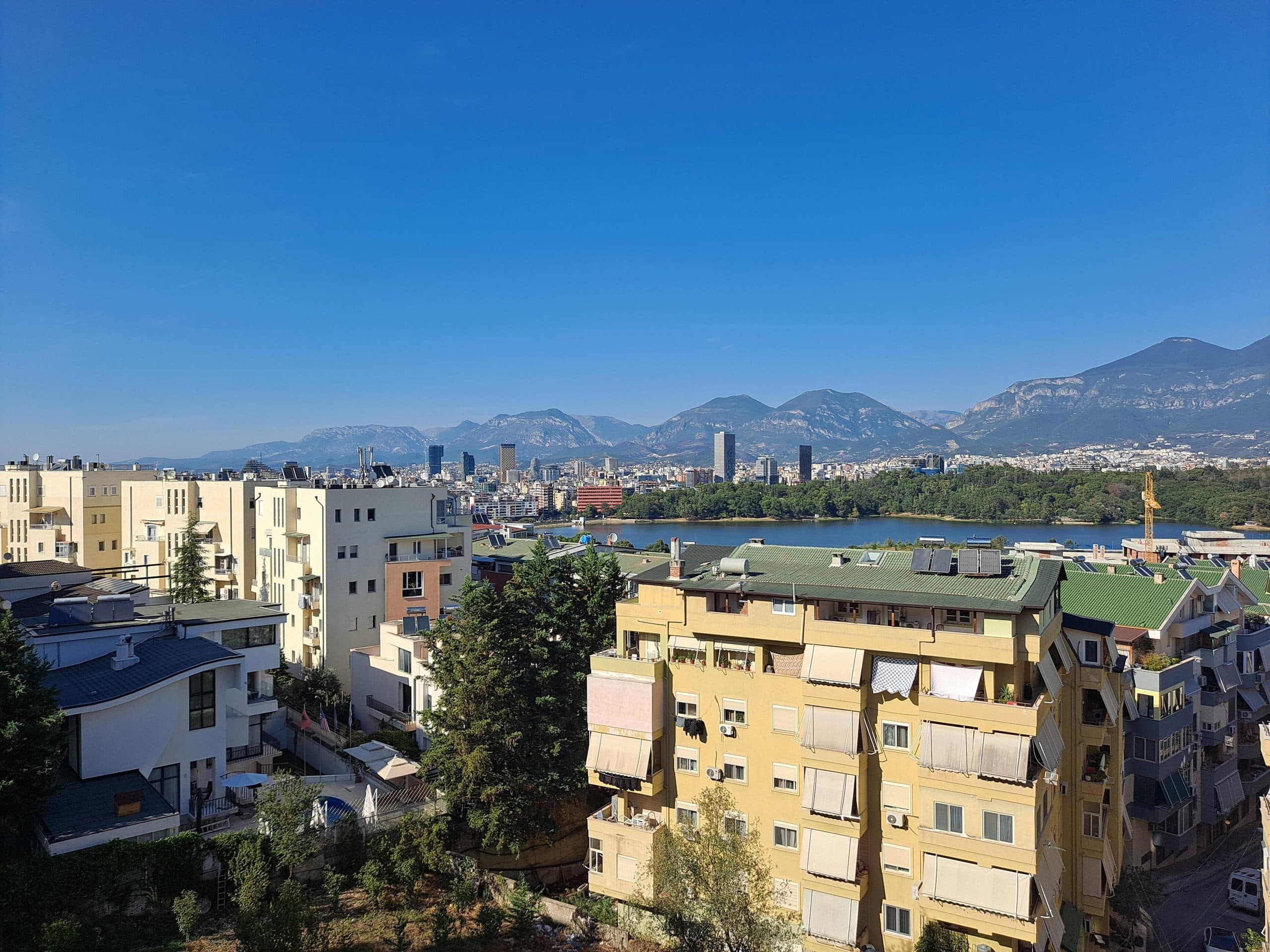 Apartament 2+1 ne shitje tek Liqeni Artificial.