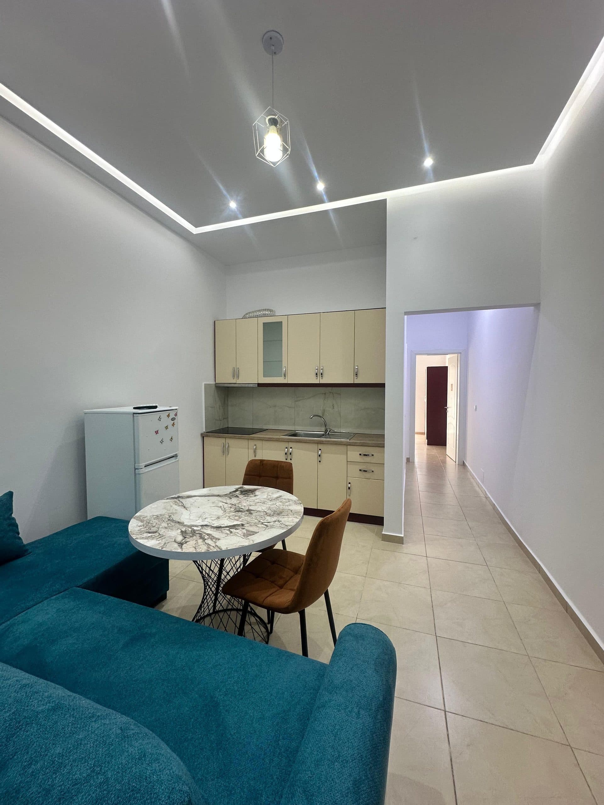 Apartament 1+1 Me Qira në Vilat Gjermane, Tiranë - 37.000 ALL | 60 m²