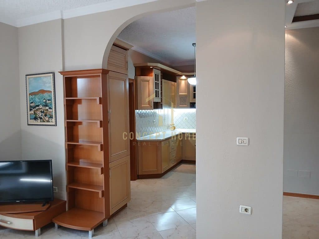 Jepet Apartament me qera 2+1 tek Rruga e Kosovareve 2