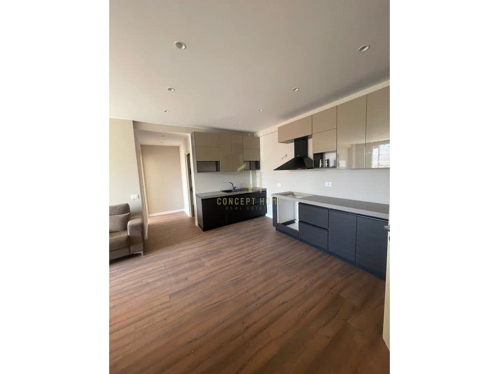 Shitet Apartament 2+1 ne Astir 4
