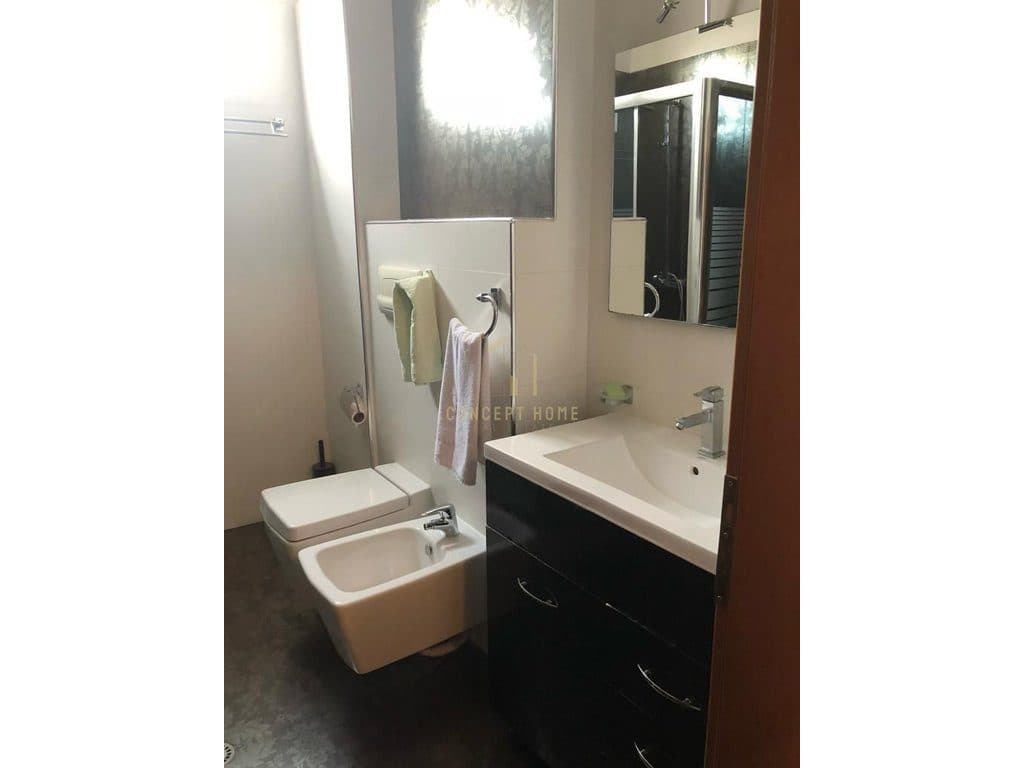 Jepet apartament 2+1 me qera te Rruga e Dibres 3