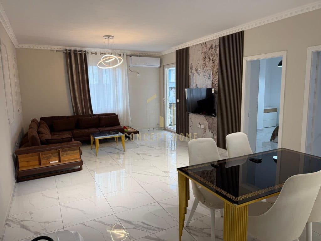 Jepet me qera Apartament 2+1 ne Kamez