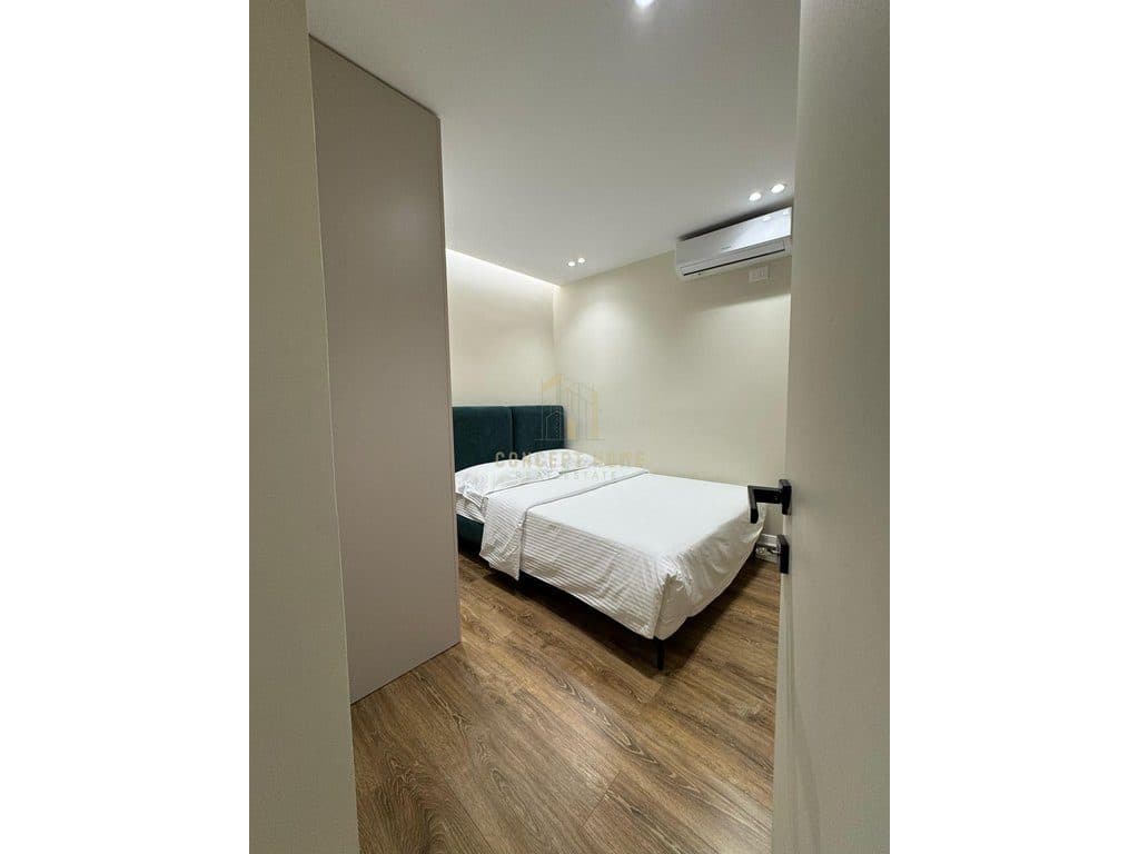 Apartamente ne shitje 1+1 dhe Studio - prane Pazarit te Ri 3