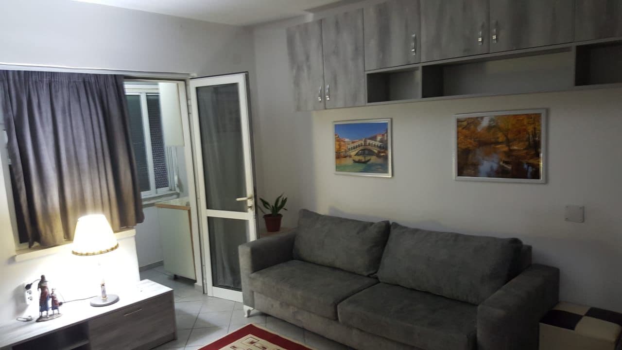 Apartament 1+1 ,QIRA - Brryli
