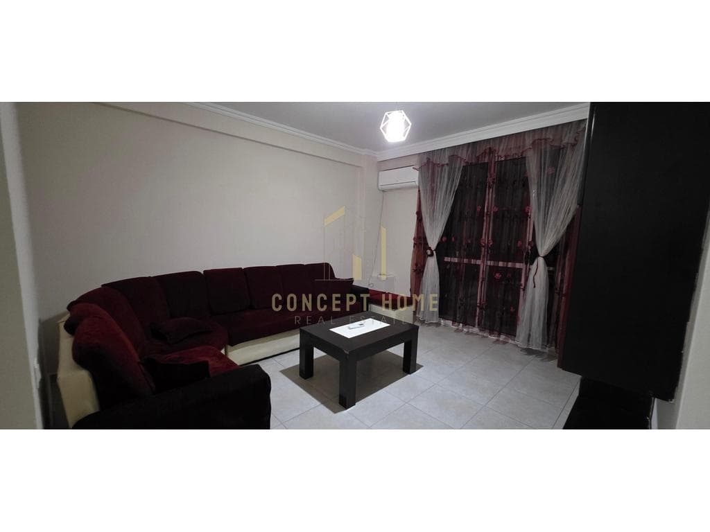 Jepet me qera Apartamenti 1+1 ne Astir