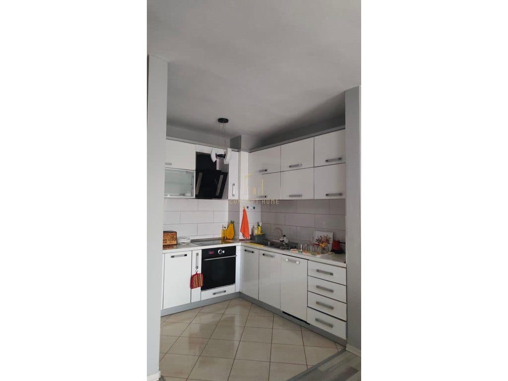 Jepet me qera apartament 2+1 ne 3