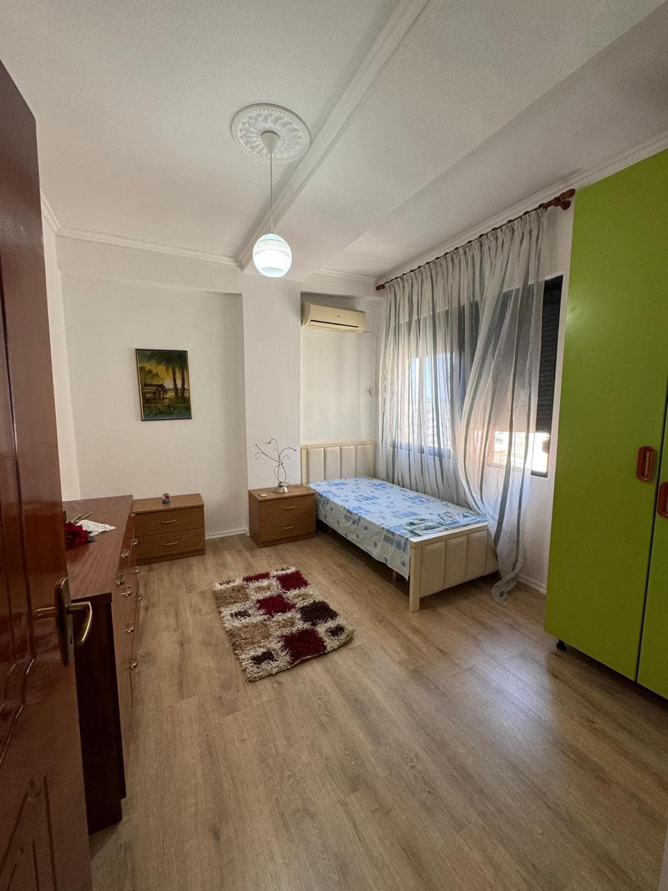 Shitet apartament 2+1 ne 5 Maj 3