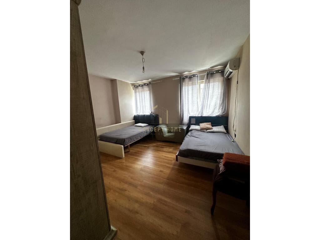 Jepet me qera apartament 2+1 ne rrugen Kongresi i Manastirit. 3