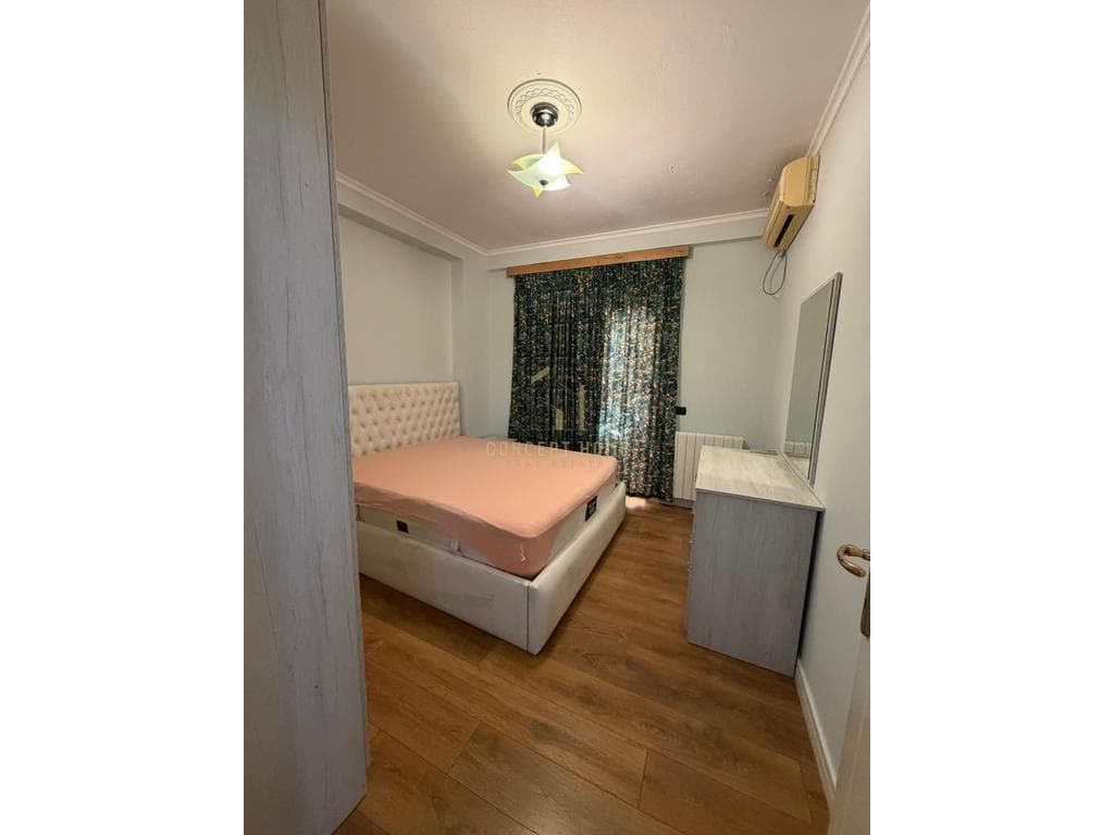 Jepet me qera apartament 2+1 ne Ali Dem 2