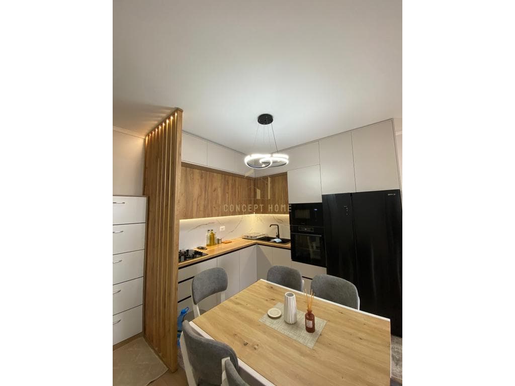 Shitet Apartament 2+1 ne Kamez 2