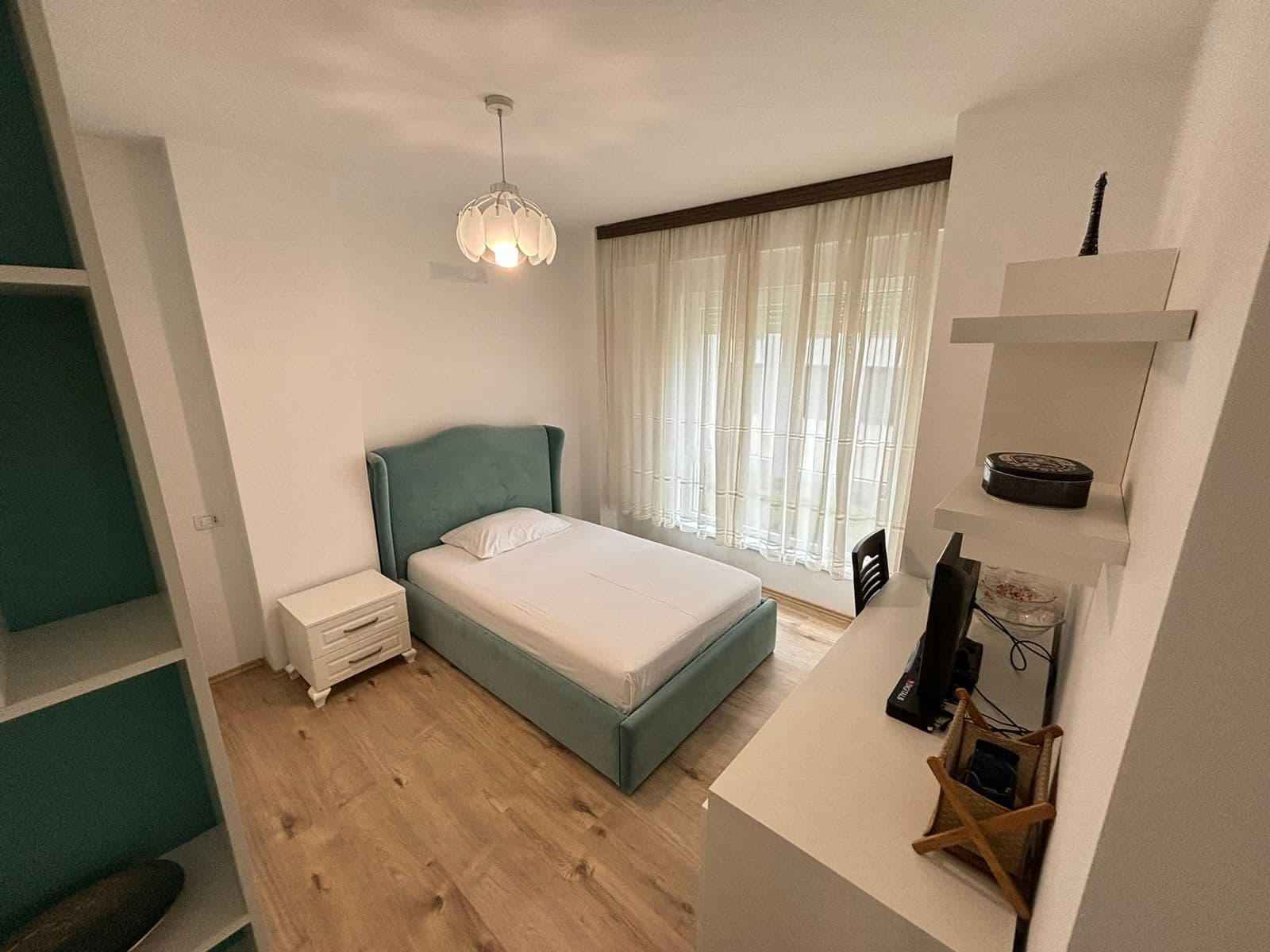 Apartament 2+2 me qira në 21 Dhjetori, Tiranë - 600€ | 105 m² 3