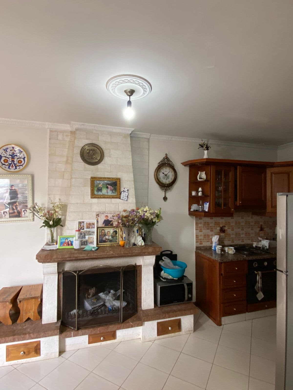 Jepet me qira shtepi 2+1 ne Institut/40.000 Leke 2