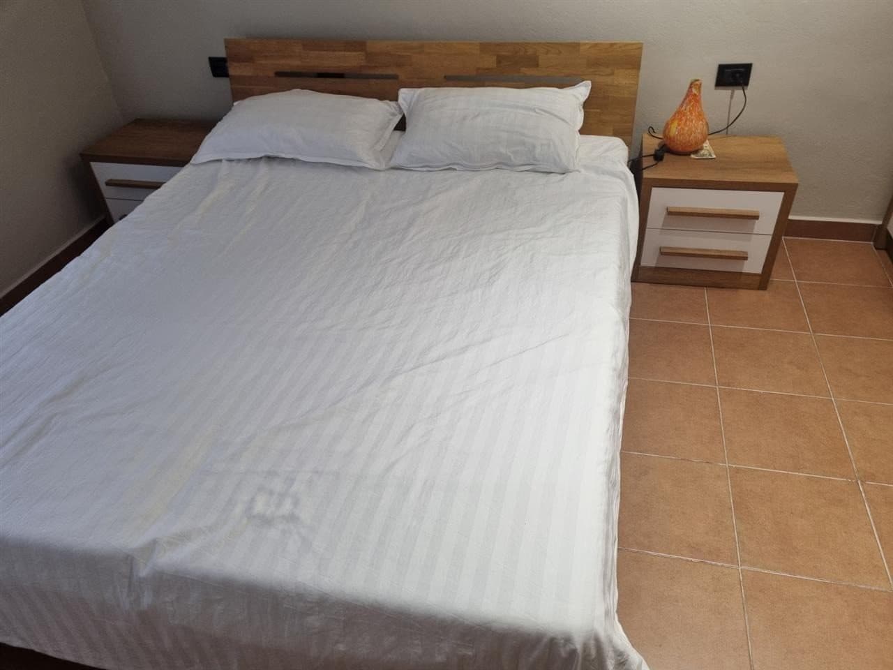 Jepet apartament me qera 1+1 ne Ali Dem 3