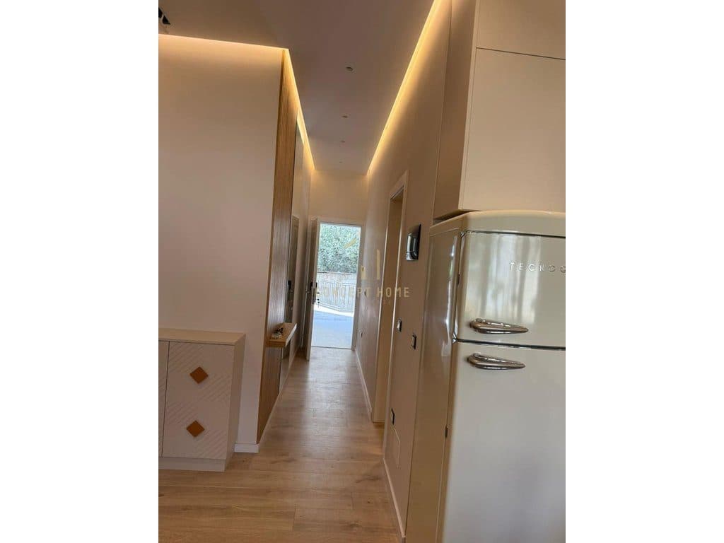 Jepet qera Apartament 1+1 , tek Selvia 4