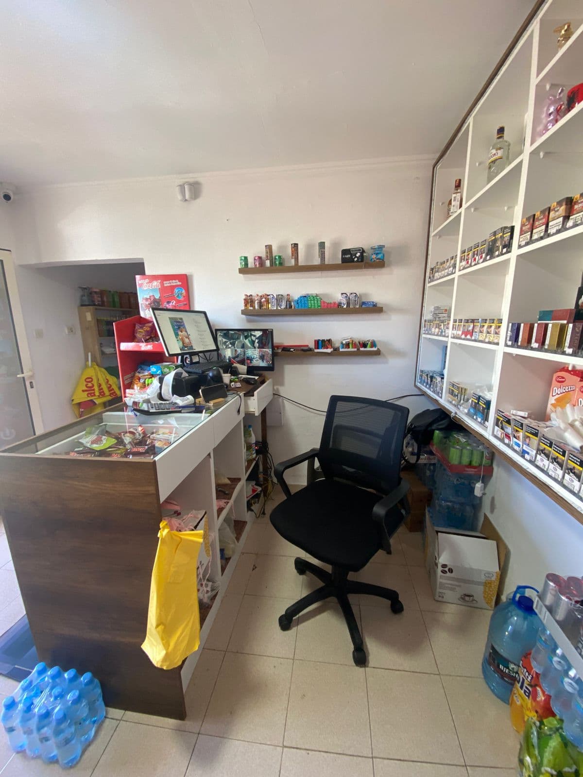 Shitet biznes i ngritur Tabachino, Laprakë/400€ qera, 3500€ shitje 2