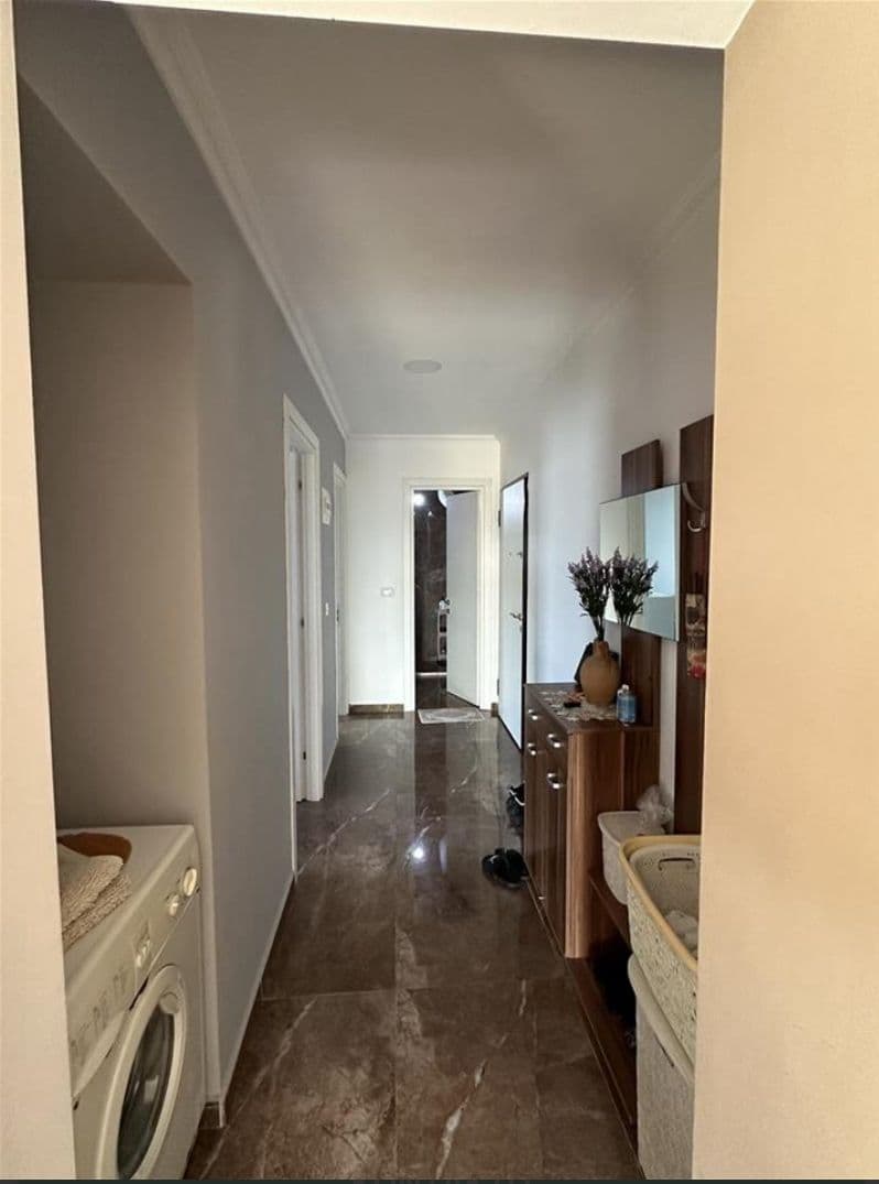 Shitet apartament 2+1 Ne Shkozë 4