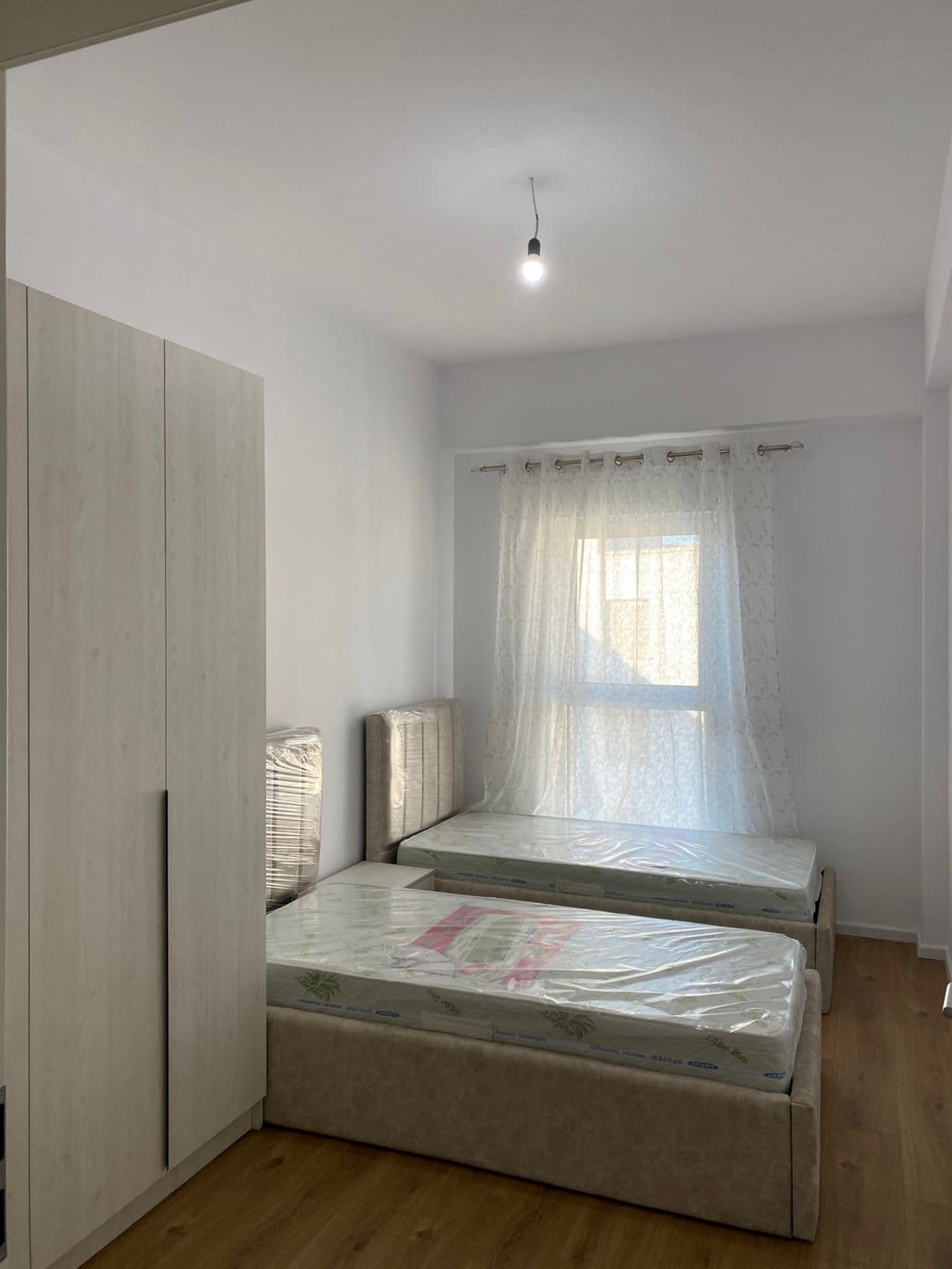Shitet apartament 2+1+2 Ne Ali Dem tek kompleksi Kaimi 4