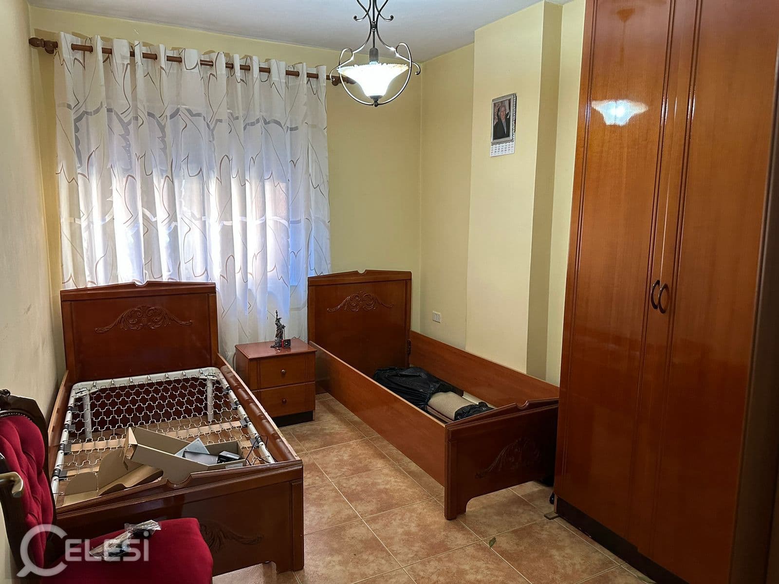 Shitet Apartament 3+1+2 tek Ish Blloku
