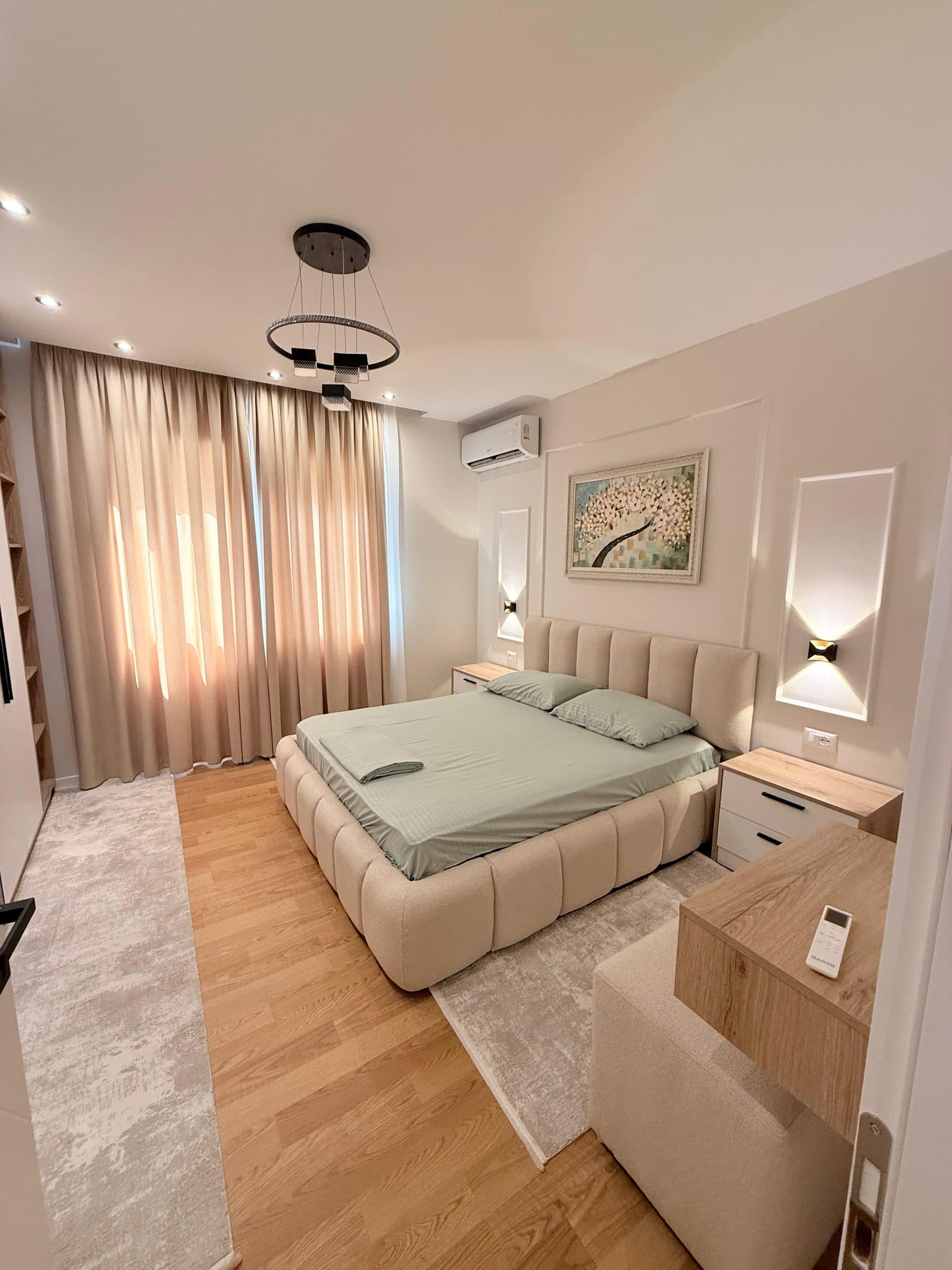 Shitet Super Apartament 2+1, tek Kopshti Zoologjik