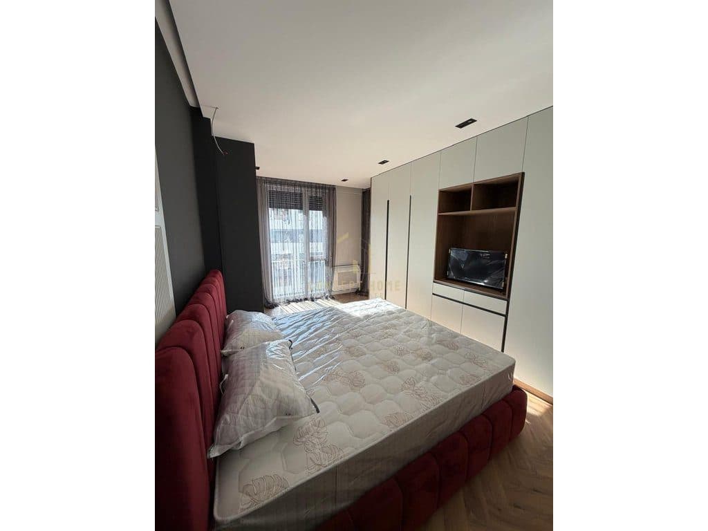 Shitet Apartament Premium 2+1+2 ne Shkoze (Relux Residence)