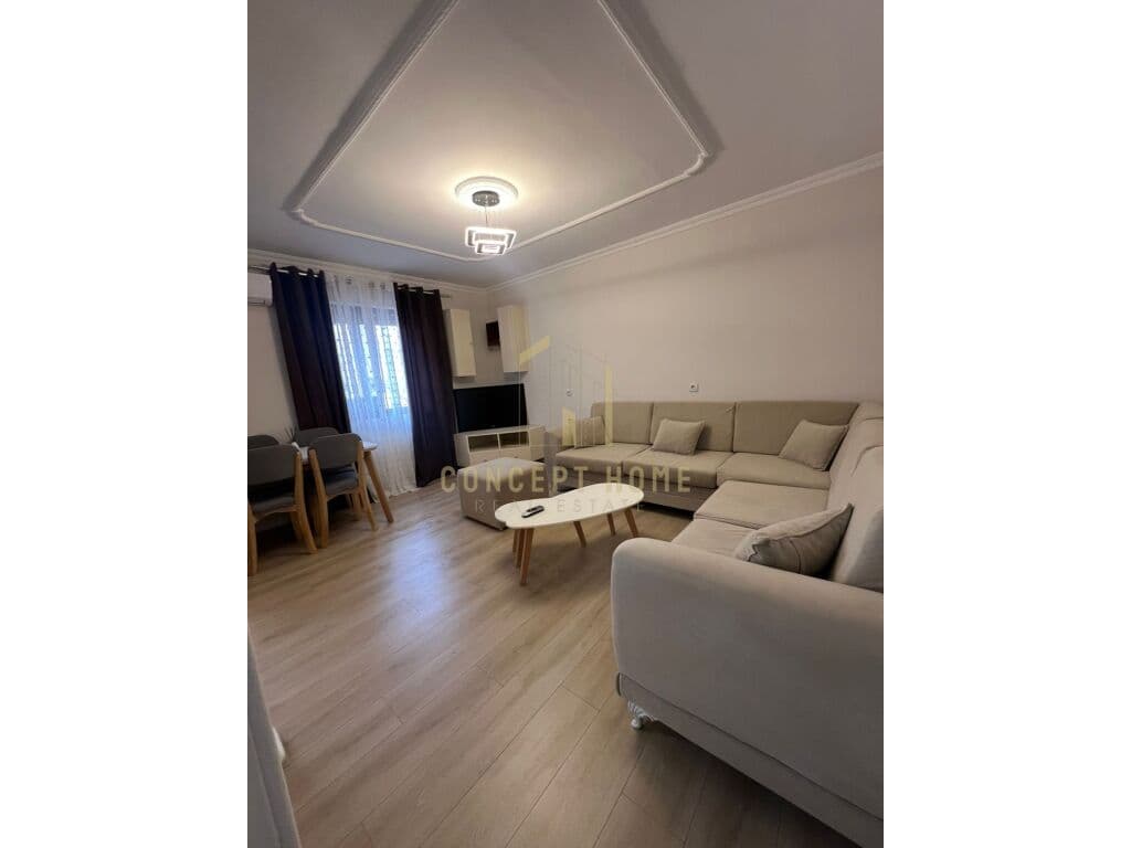 Shitet Apartament 1+1 ne Porcelan (mbas UET) 4