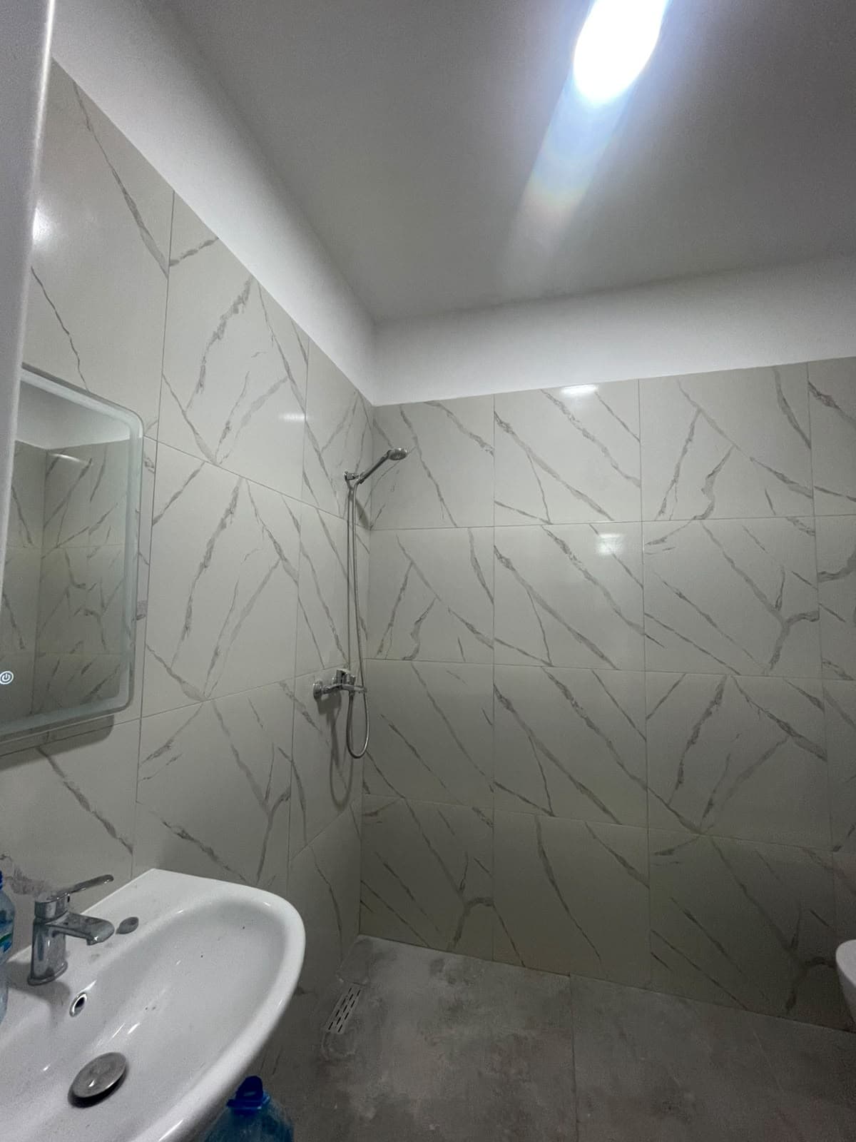 Jepet me qera Apartament 2+1 tek Univers City 3