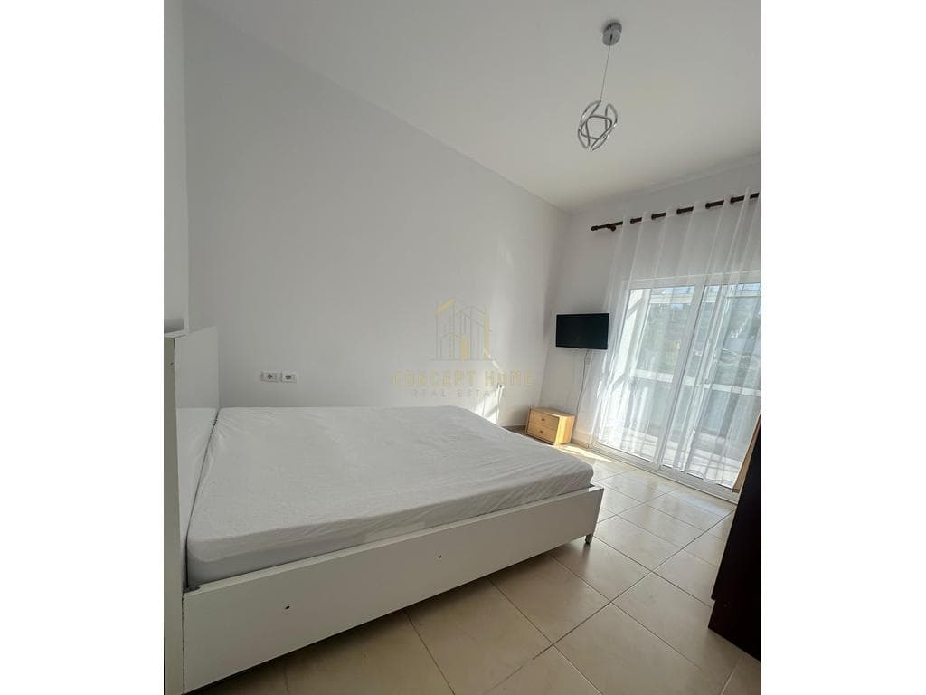 Jepet me qera Apartament 1+1 te Vilat Gjermane/Cmimi: 40.000 leke / Muaj 4