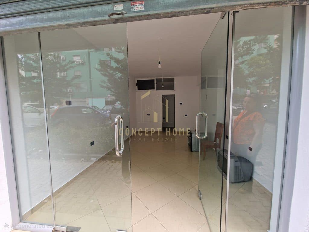 Ambient Me Qira Tek Komuna e Parisit, Tiranë - 400€ | 30 m² 3