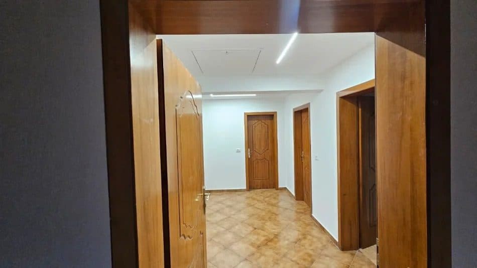 Apartament 2+1 Me Qira në Laprakë, Tiranë - 340€ | 98 m² 2