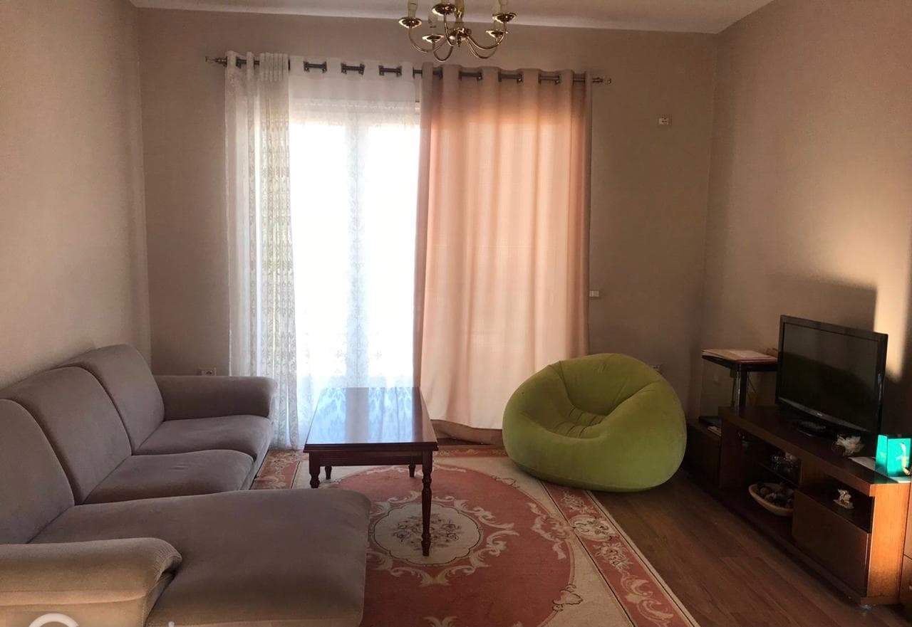 Shitet apartament 2+1+2 ne Selite