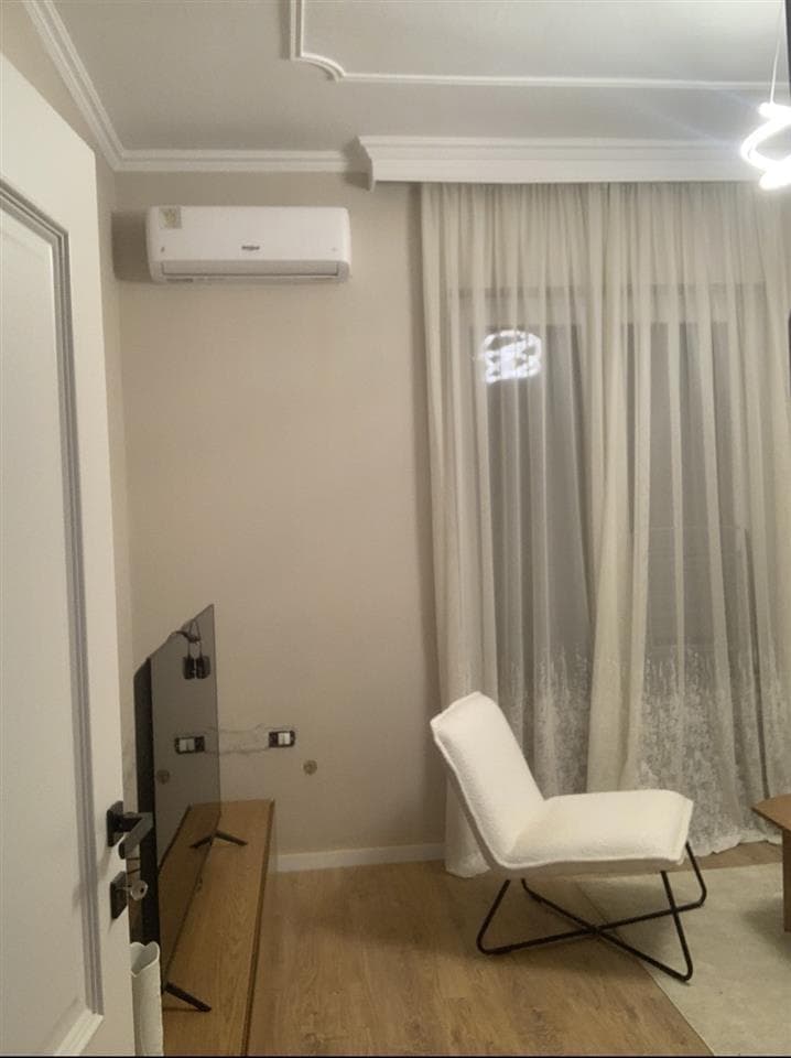 Jepet me Qira Apartament 1+1 tek Rruga e Elbasanit 2