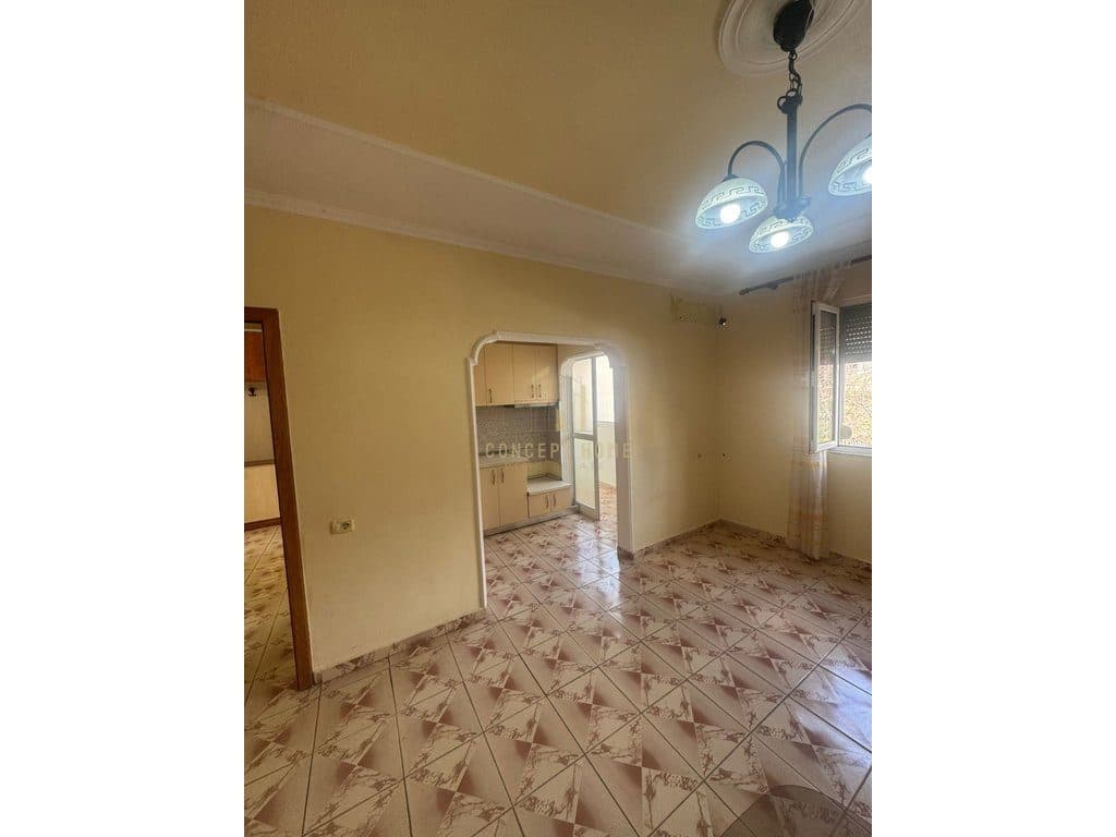 Shitet apartament 1+1 prane Deliorgjit/105.000€( 3