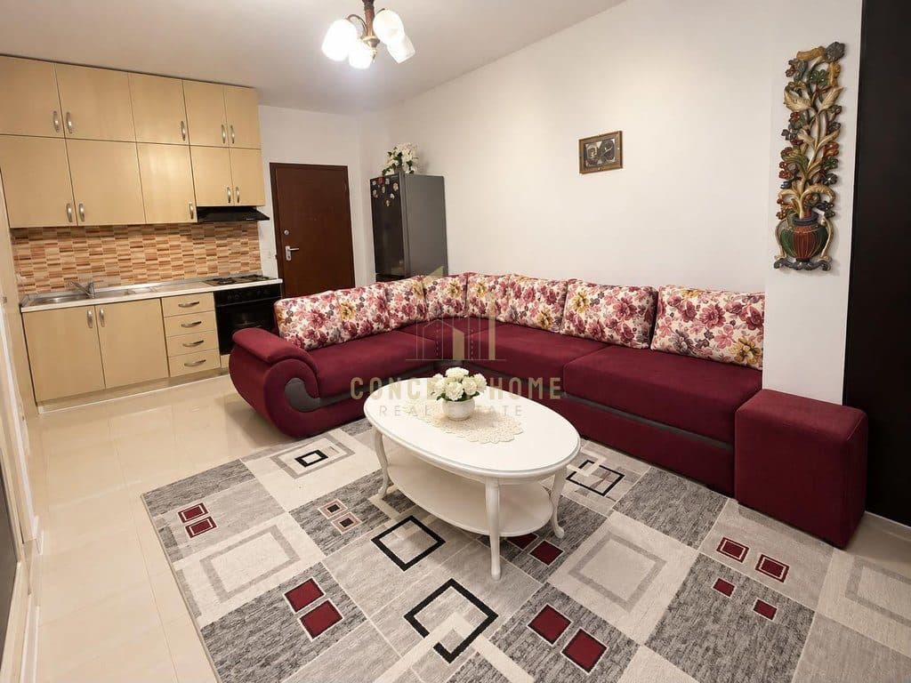Jepet me qera apartament 1+1+post parkimi ne Fresk