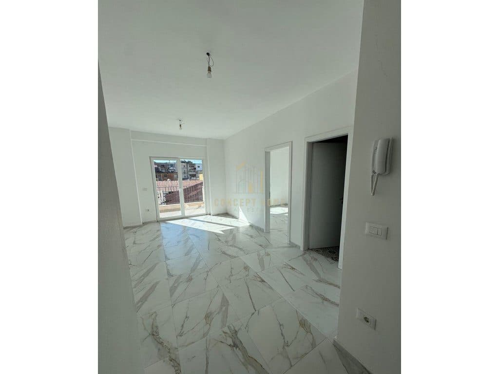 Jepet me qera apartament 2+1 tek 3