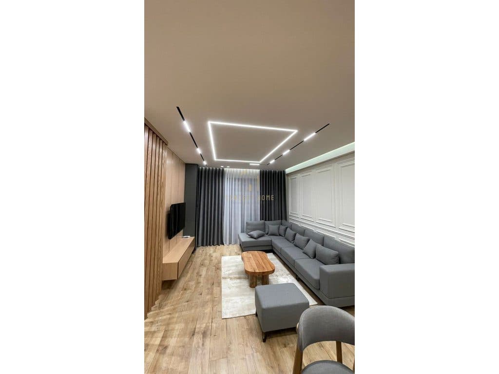 Jepet me qera apartment 2+1+2 tek Liqeni i thate 4