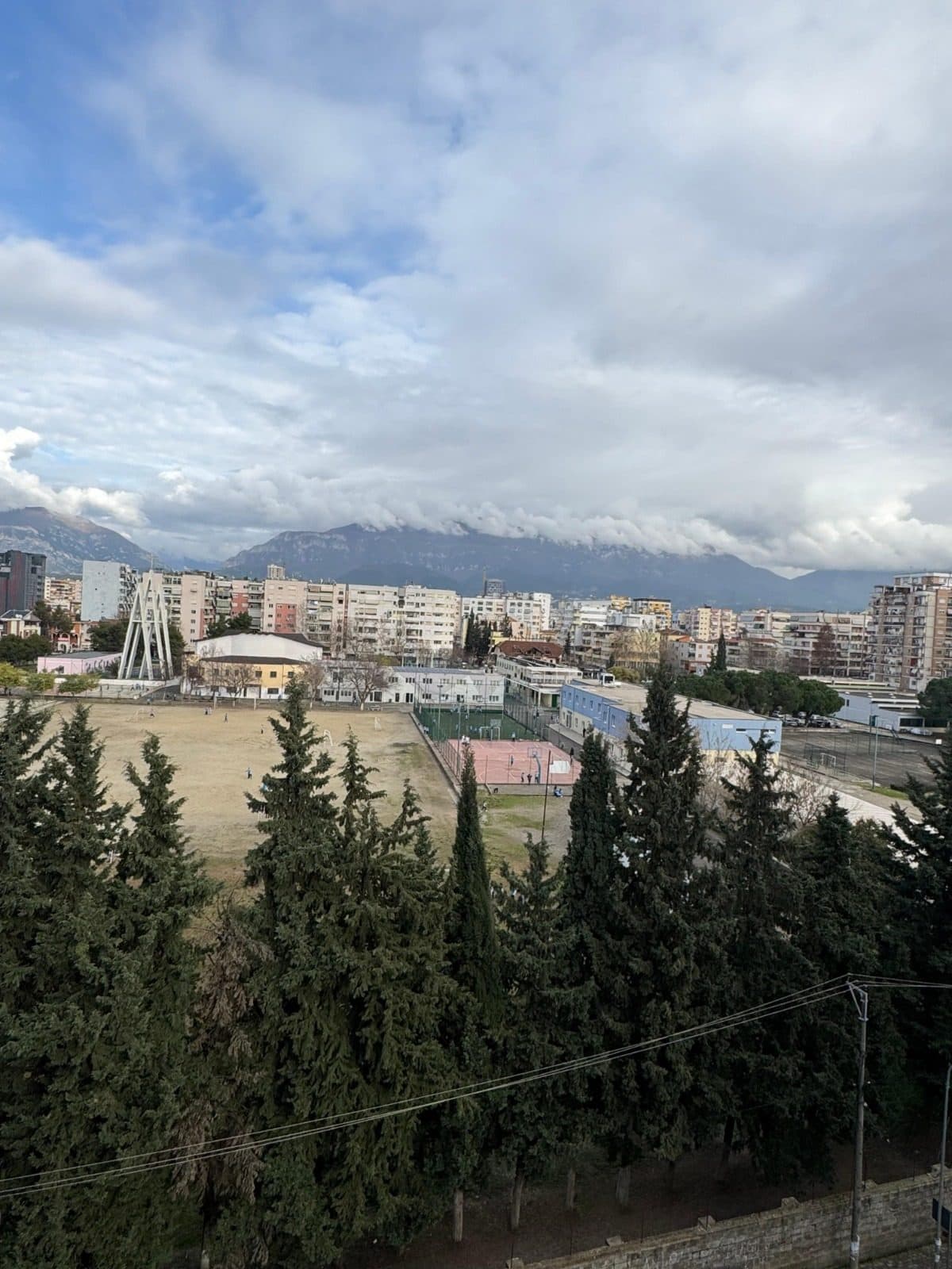 Jepet me qera apartament 2+1+Parkim ne Don Boko 4